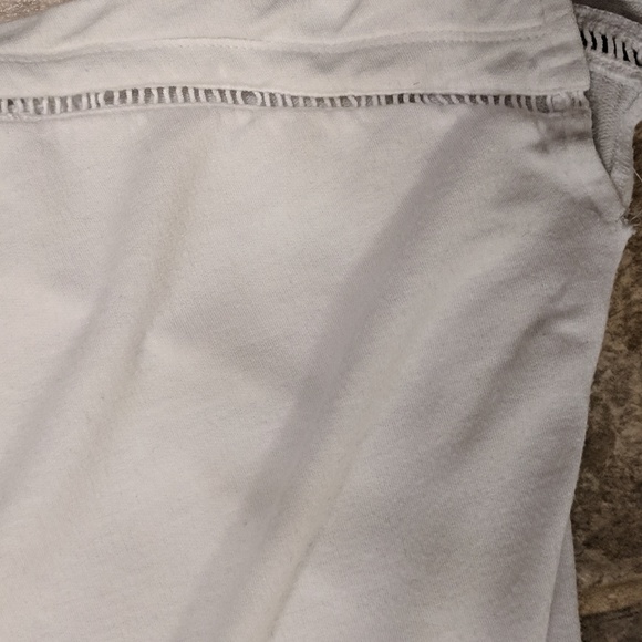 Hooded tunic - Picture 3 of 3